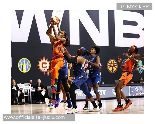2018年WNBA季后赛自由人与太阳的激烈对决回顾与分析
