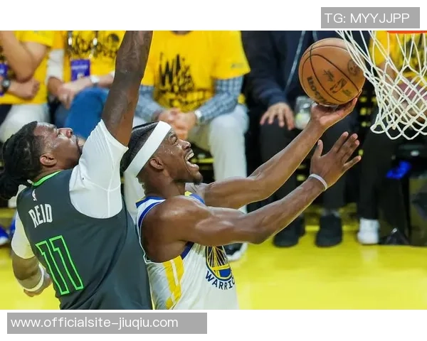 上海勇士与森林狼的激烈对决揭示篮球战术与团队合作的重要性 上海勇士与森林狼的激烈对决揭示篮球战术与团队合作的重要性