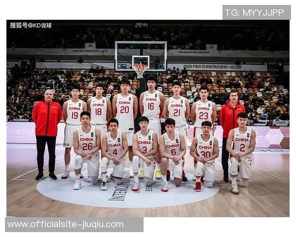 朱俊龙的成长之路:从青涩少年到篮球场上的璀璨明星